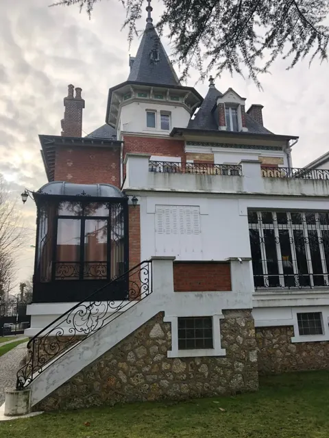 Couverture et bâtiment, photographie transmise par Lecoq Prestige Toiture